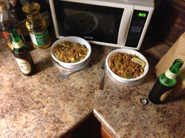 Pad Thai and beer for our very first dinner.
